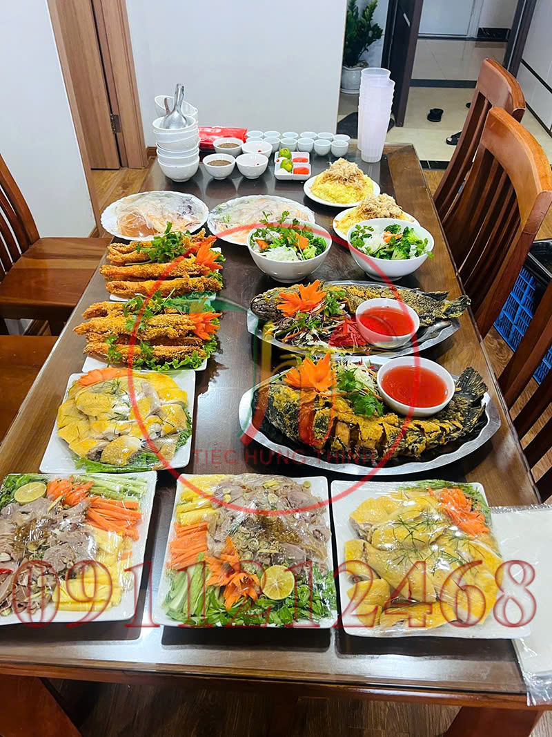 Đặt Cỗ gà đông tảo ở Cầu Giấy
