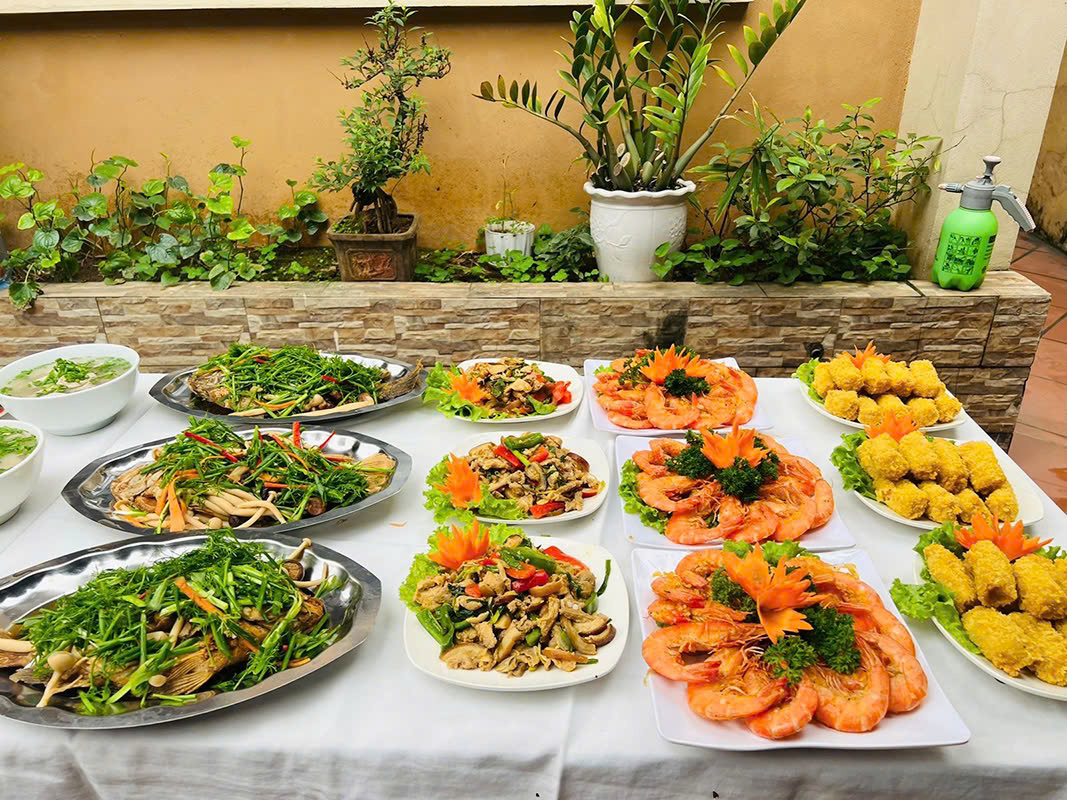Đặt Cỗ tân gia ở Ba Đình