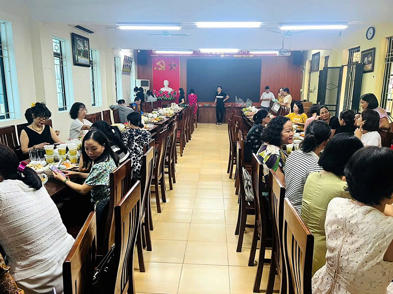 Đặt Cỗ ngỗng ở Đống Đa