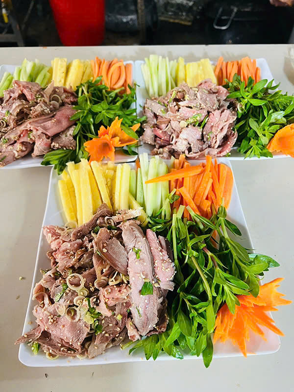 Đặt Cỗ giỗ ở gia lâm