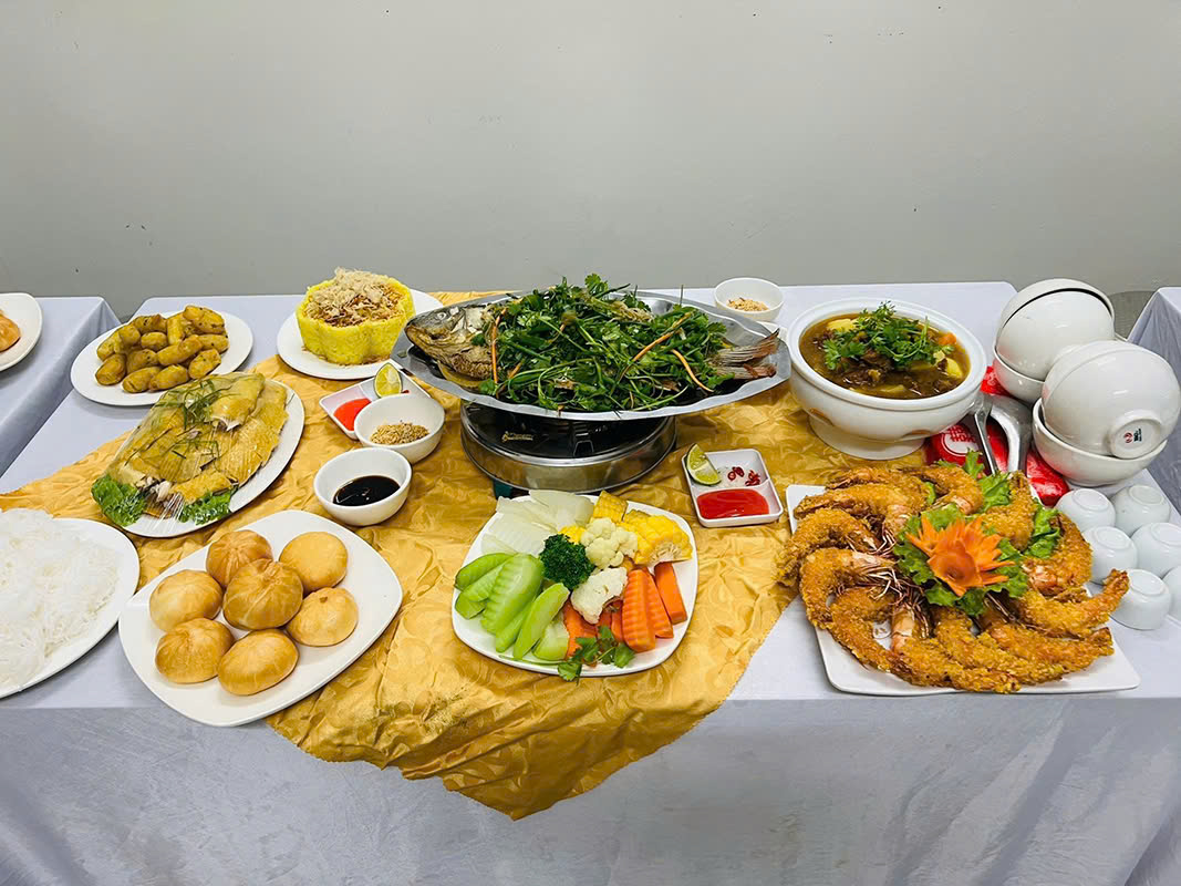 Đặt Cỗ giỗ ở Ba Đình