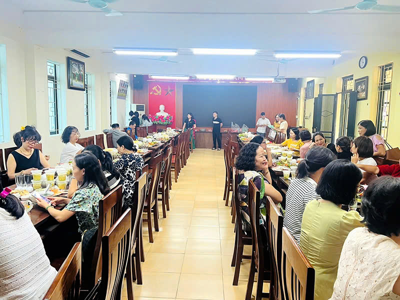 Đặt tiệc tại nhà ở Hai Bà Trưng