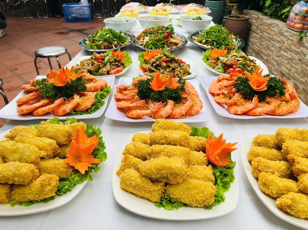 Đặt Cỗ gà đông tảo ở Hoàng Mai